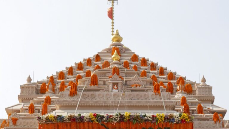 ‘जिसका दामन दागदार वो दूसरों को लेक्चर न दें’, राम मंदिर के झंडे पर पाकिस्तान के बयान का भारत का करारा जवाब