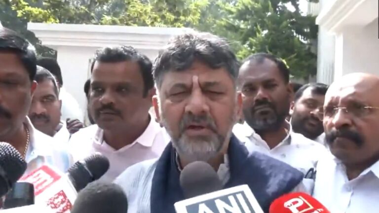 ‘यह मेरे लिए बहुत शॉकिंग है’, EOW की नोटिस ने डीके शिवकुमार की बढाई मुश्किलें, जानिए पूरा मामला